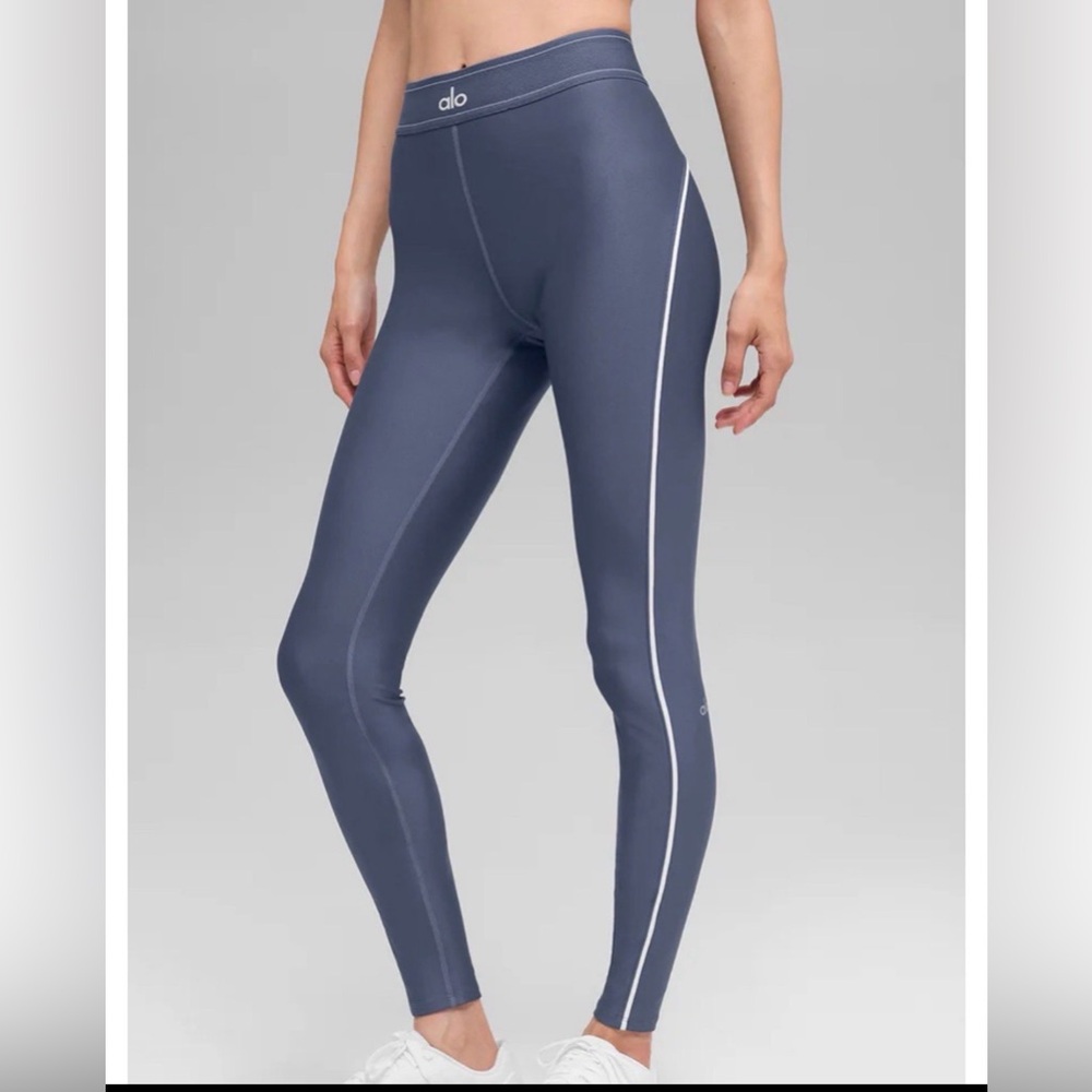 NWT! ALO AIRLIFT HIGH WAIST SUIT UP LEGGINGS - Picture 2 of 14